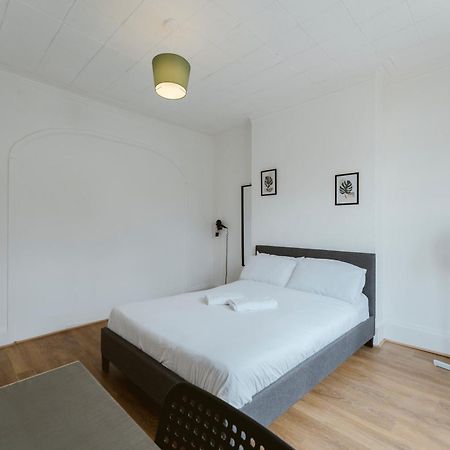Manor House Great Rooms To Stay London Bagian luar foto