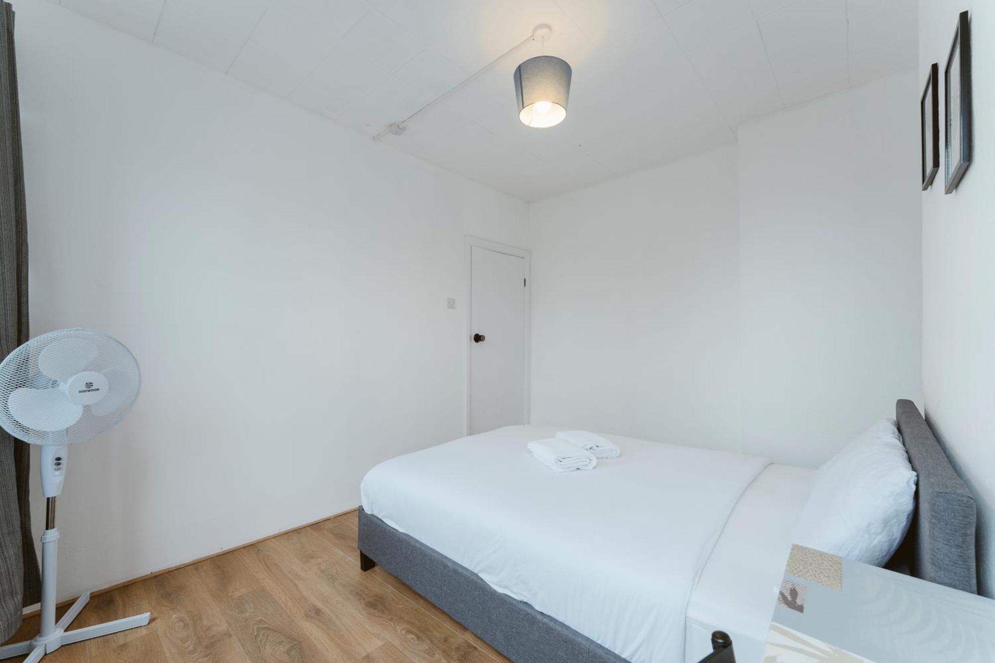 Manor House Great Rooms To Stay London Bagian luar foto