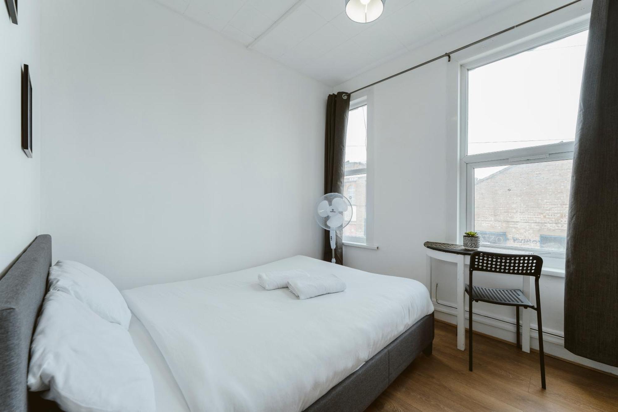 Manor House Great Rooms To Stay London Bagian luar foto
