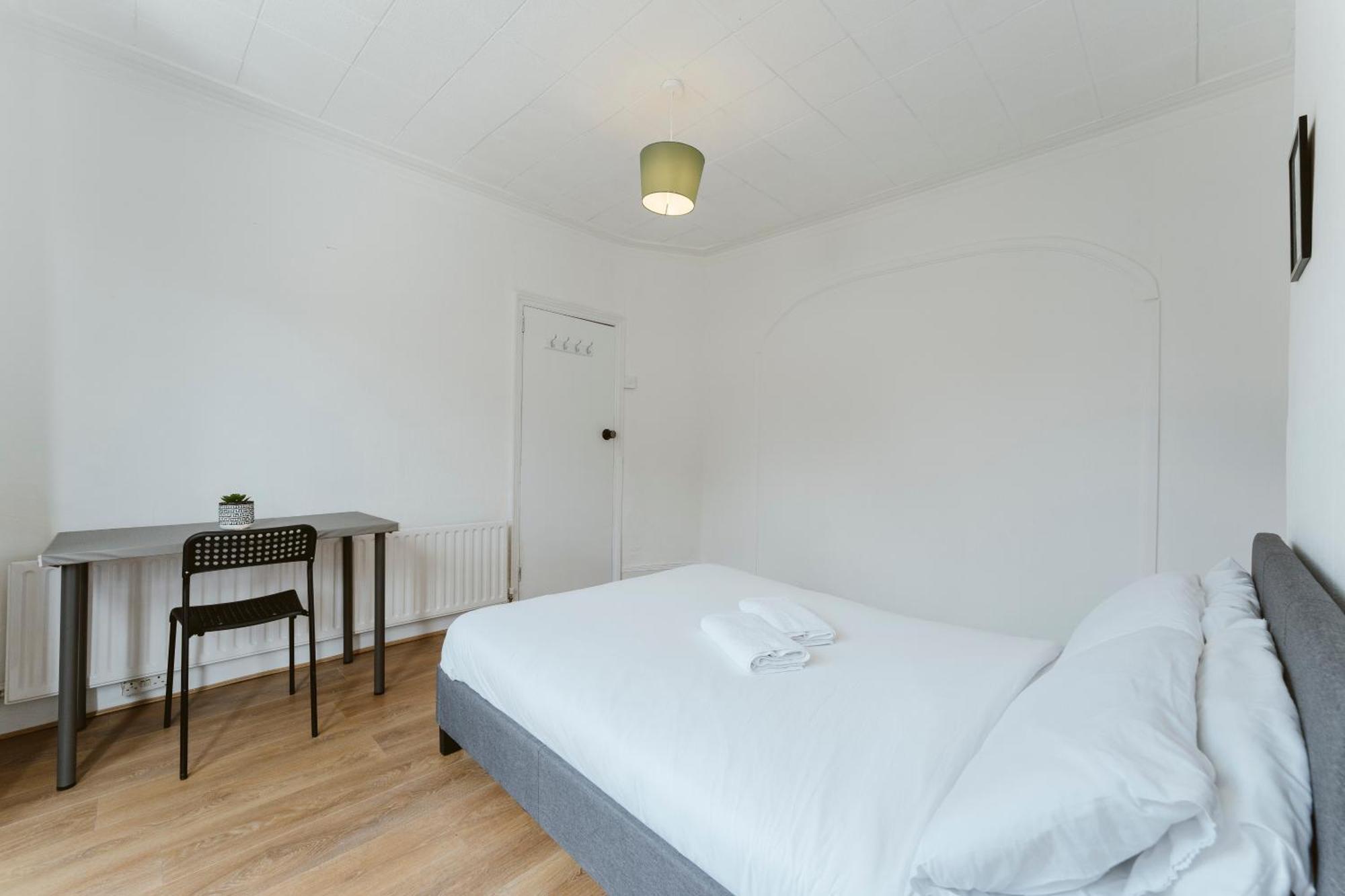 Manor House Great Rooms To Stay London Bagian luar foto