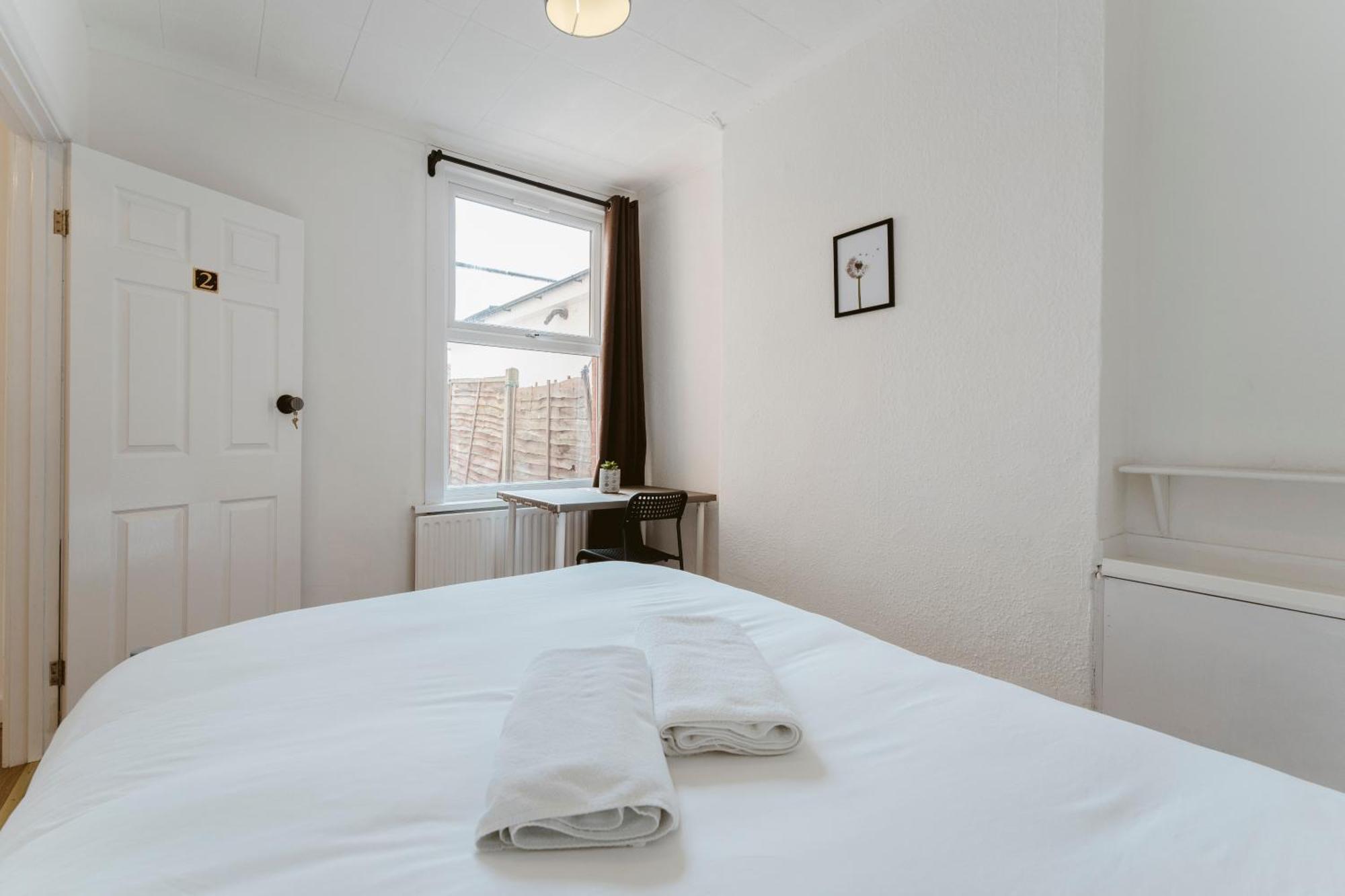 Manor House Great Rooms To Stay London Bagian luar foto