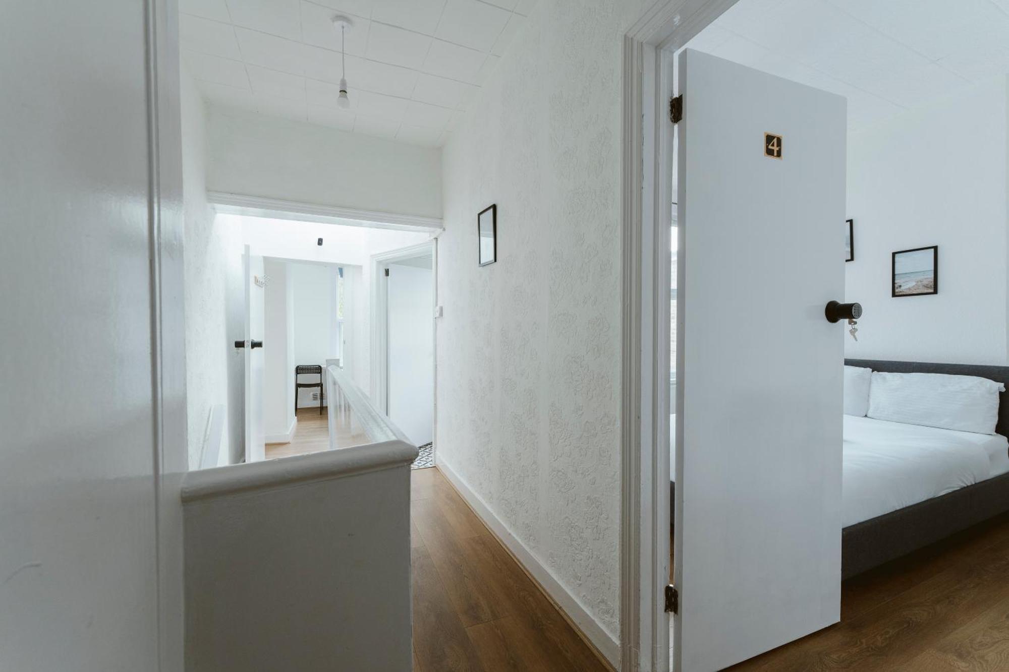 Manor House Great Rooms To Stay London Bagian luar foto